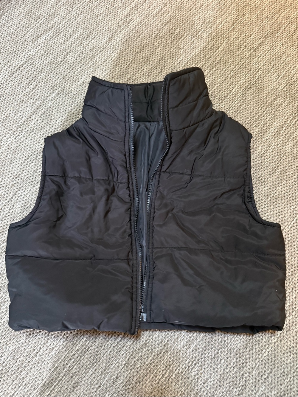 Women’s  Black Puffer Vest Jacket - Lightweight Insulated